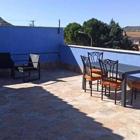 Apartamentos Turisticos Las 3 Golondrinas Peñafiel Buitenkant foto
