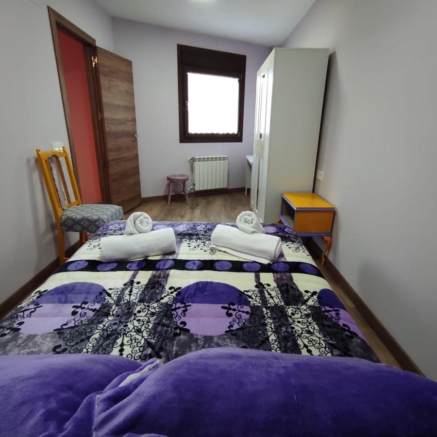 Apartamentos Turisticos Las 3 Golondrinas Peñafiel Buitenkant foto