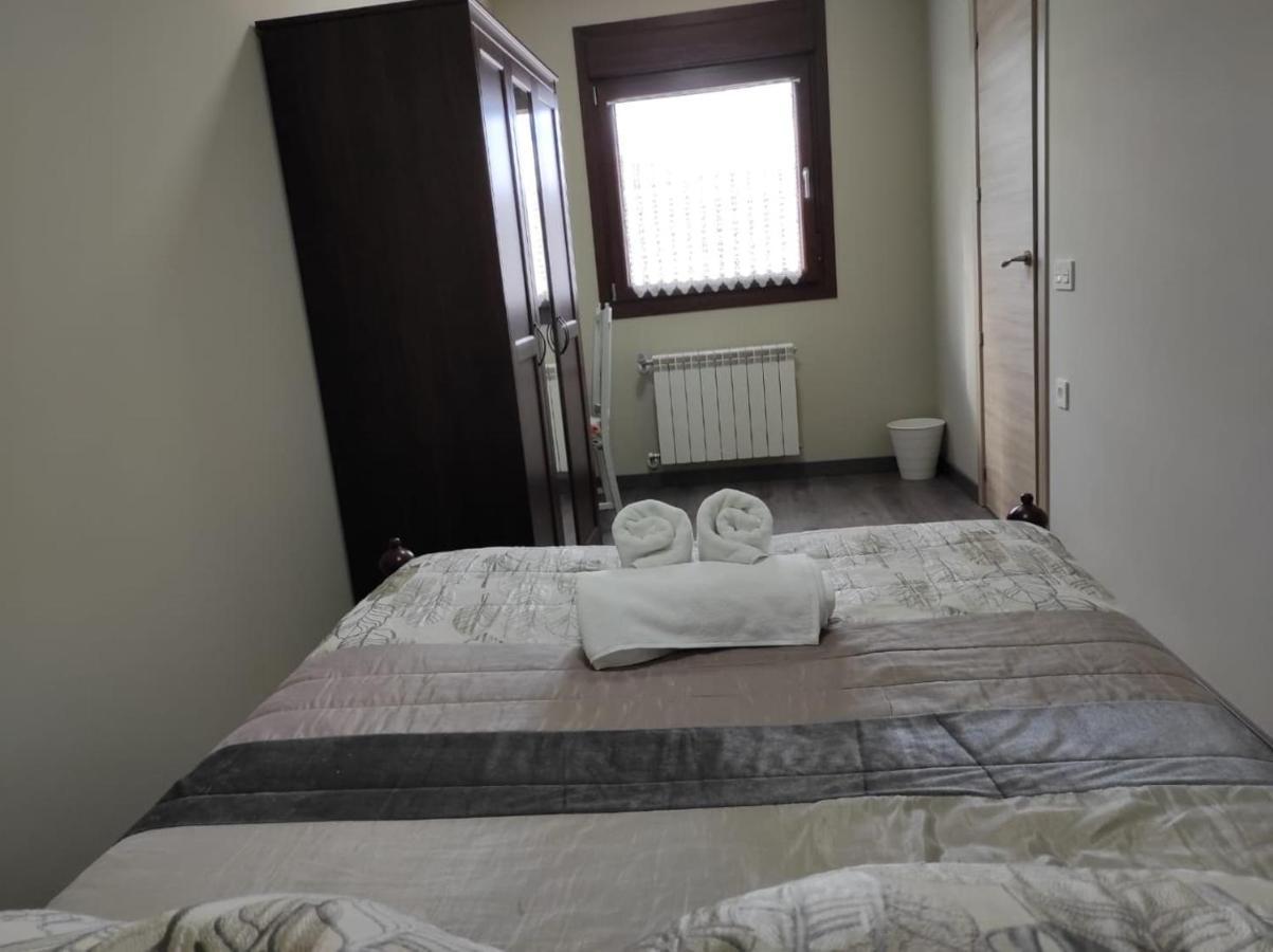 Apartamentos Turisticos Las 3 Golondrinas Peñafiel Buitenkant foto